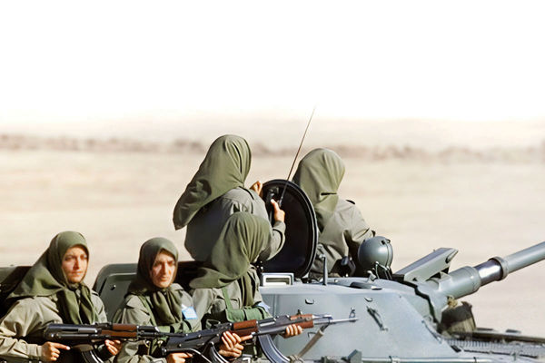 آنها کنار دشمن ایستادند/جریان‌شناسی سیاسی و تاریخی نیروهایی که با بیگانگان متحد شدند 