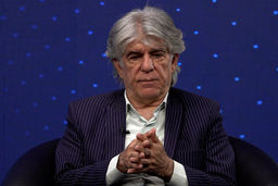 هنوز رسانه را ضلع سوم میز مذاکره نمی‌دانیم