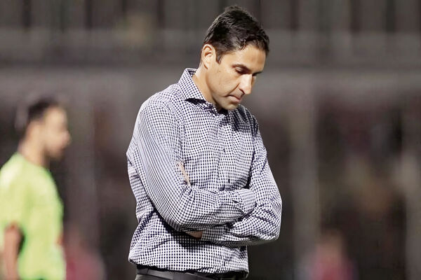 فوتبال نخبه‌کش/درباره وحید هاشمیان و دیگر مربیان و چهره‌های محبوبی که جامعه ورزشی کشور طاقت حضورشان را ندارد