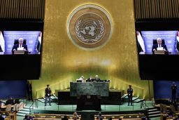 محمود عباس: حماس باید سلاح‌هایش را تحویل دهد؛ ما دولت مسلح نمی‌خواهیم