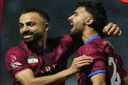 نساجی مقتدرانه در صدر لیگ یک ماند