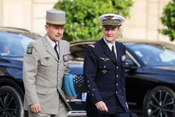 فرانسه: باید آماده شوم احتمالی جنگ در اروپا باشیم