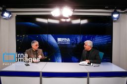 نباید با شعارهای بیهوده خودمان را معطل کنیم/بخش سوم