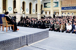 مقام رهبری: دعوت رئیس جمهـوری آمریکا فریب افکار عمومی است/ وقتی عمل نمی کنند، چه مذاکره ای؟