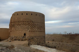 آینده میراث ایران/لزوم اقدام فوری برای حفاظت از موزه‌ها آثار هنری، تاریخی و بناهای ملی