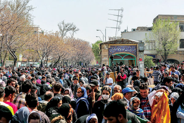 جامعه ایران مستعد به‌هم‌ریختگی است نه انقلاب/گفت‌وگو با امیرحسین جلالی ندوشن درباره پیامدهای کرختی، بلاتکلیفی و حس تعلیق اجتماعی
