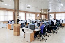 تحریریه‌های نیمه‌تعطیل/بررسی وضعیت رسانه‌ها در شرایط قطعی اینترنت که مترجمان را بیکار و روند فعالیت خبرنگاران را مختل کرده است 