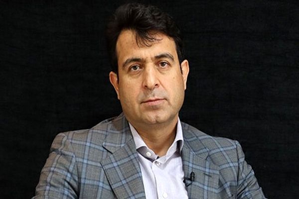 احمد اشتیاقی کارشناس اقتصادی:سود شرکت‌های بورسی کاهش می یابد