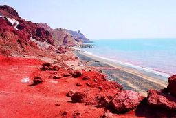 بازگرداندن خاک هرمز؛ حرکتی نمادین برای حفظ میراث طبیعی