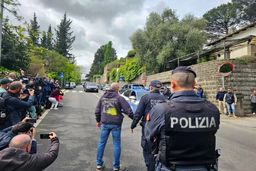 مذاکرات پس از 4 ساعت به پایان رسید/هیات ایران از محل خارج شد