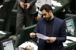 توضیح مرکز ارتباطات مجلس درباره سرمقاله 10 تیرماه: مصوبه مجلس تعلیق همکاری با آژانس است نه خروج از NPT