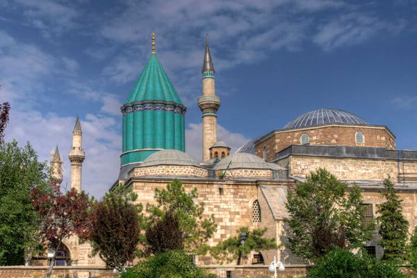 مولانای ایران یا مولانای ترکیه؟