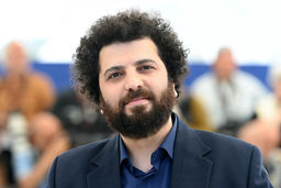 چاقو دسته خودش را برید 