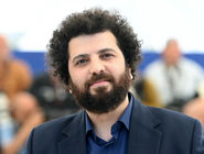 چاقو دسته خودش را برید 