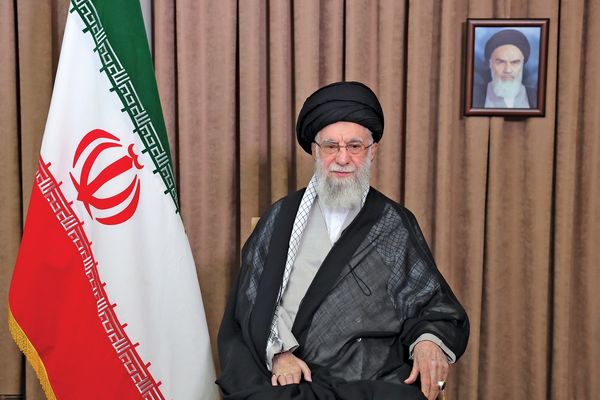 نه جنگ تحمیلی نه صلح تحمیلی/رهبری به تهدیدات ترامپ درباره ورود آمریکا به جنگ با ایران پاسخ دادند