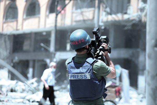 بی‌سپر زیر بمباران پروپاگاندا/ جایگاه رسانه در نبردهای نوین  و جنگ ادراکی