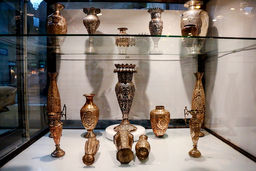 انتقال اشیای تاریخی کشور به مخازن امن 