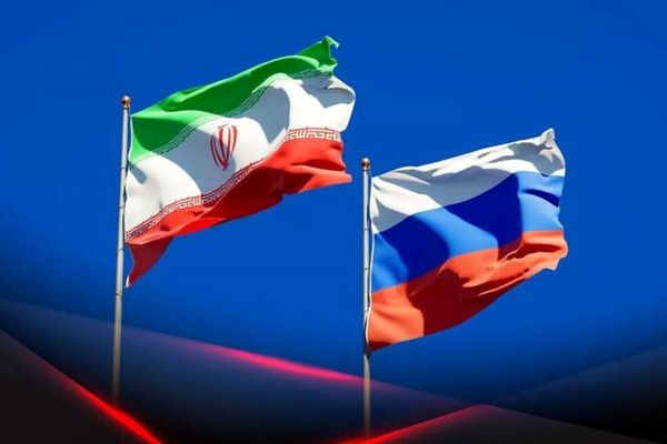 پرش‌‌های بلند از بخش‌های روسی کتاب تاریخ درباره استنادهای تاریخی تندروها برای تنظیم سیاست خارجی