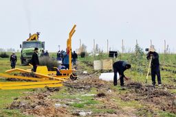 واکنش به ورود 30 تریلی به میانکاله و شروع پروژه پتروشیمی/ پاسخ پر ابهام خانم رئیس