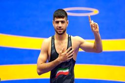 مهدی یوسفی به فینال کشتی آزاد جوانان جهان راه یافت